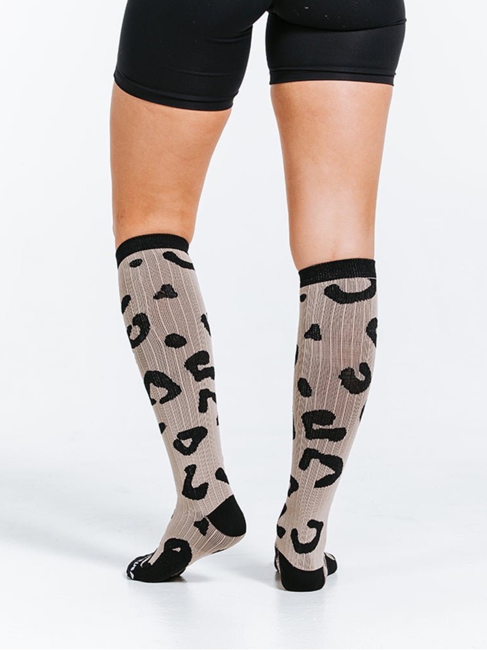 NWT Leopard-Print Knee High Socks in Taupe and Black Size L/XL - Picture 2 of 8